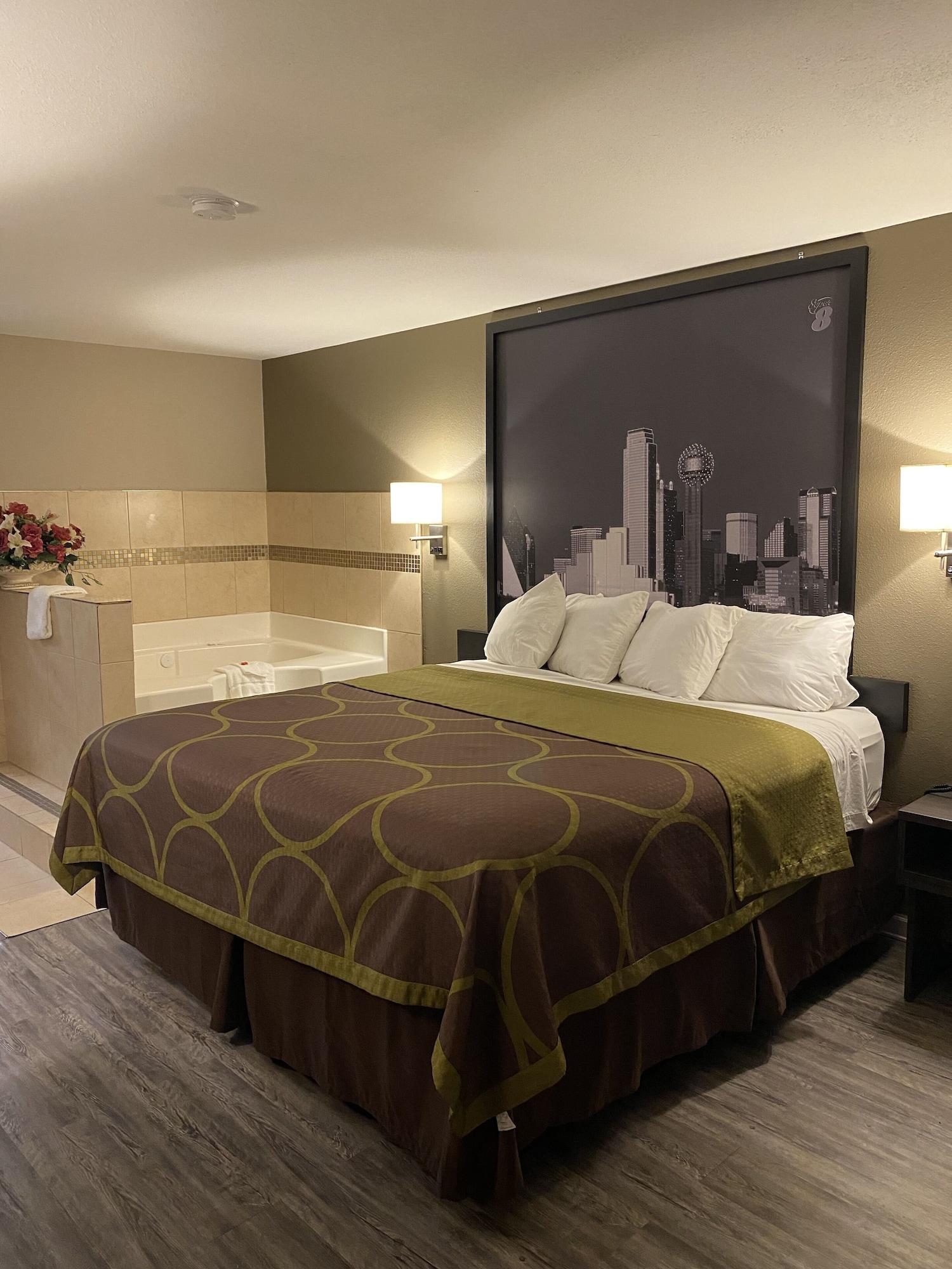Super 8 By Wyndham Terrell Hotel Bagian luar foto