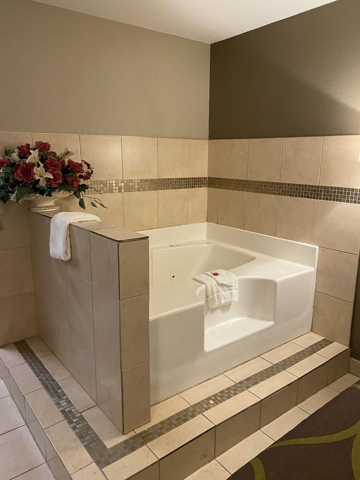 Super 8 By Wyndham Terrell Hotel Bagian luar foto